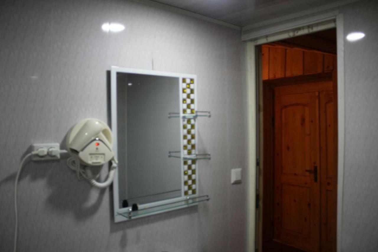 Ecohouse Svaneti Местія Екстер'єр фото
